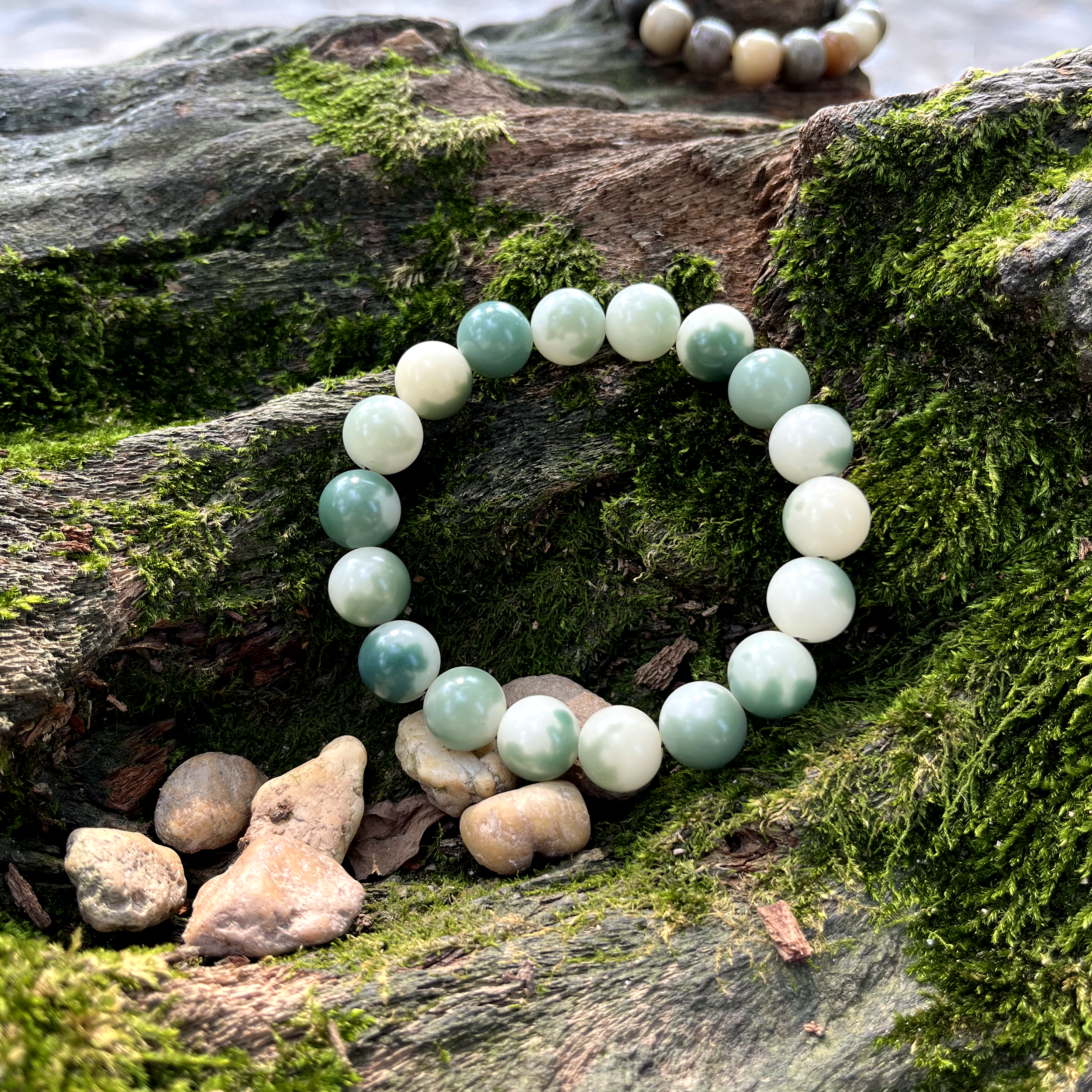 Vòng tay bồ đề màu xanh lục loang