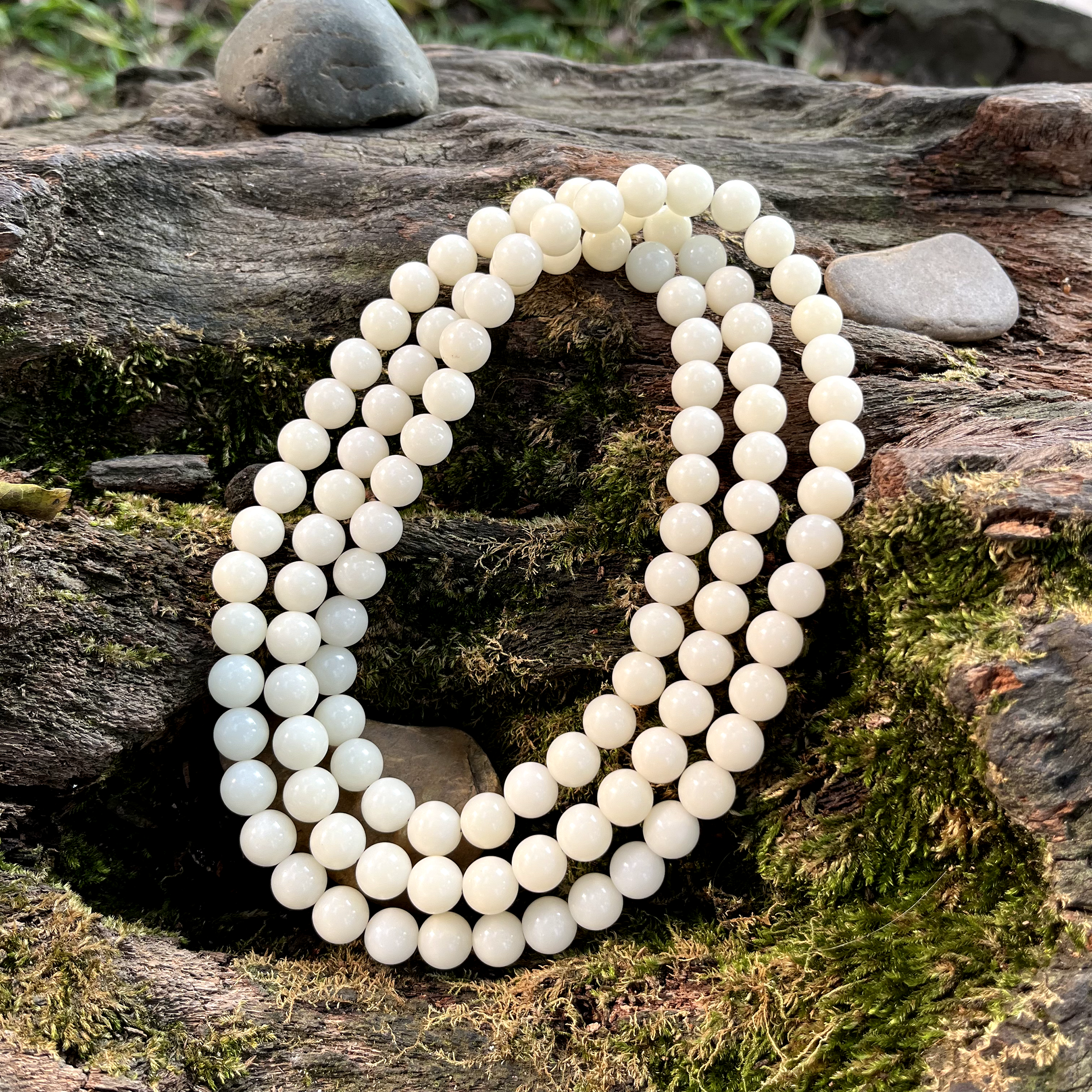 Chuỗi bạch ngọc bồ đề 108 hạt dáng tròn